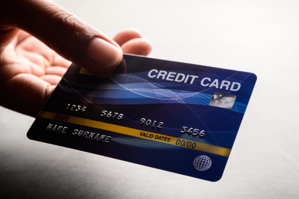 Business Credit Card vs. Debit Card — Which Is Better for Tracking Expenses?